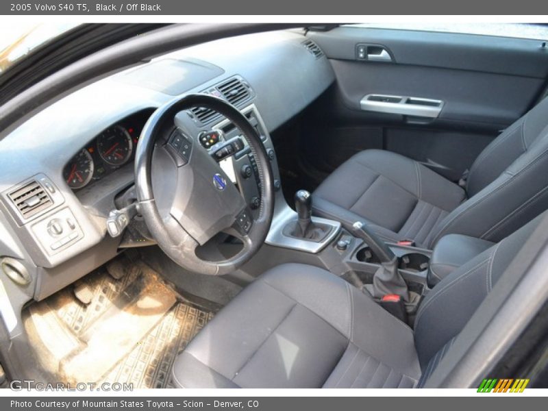 Black / Off Black 2005 Volvo S40 T5