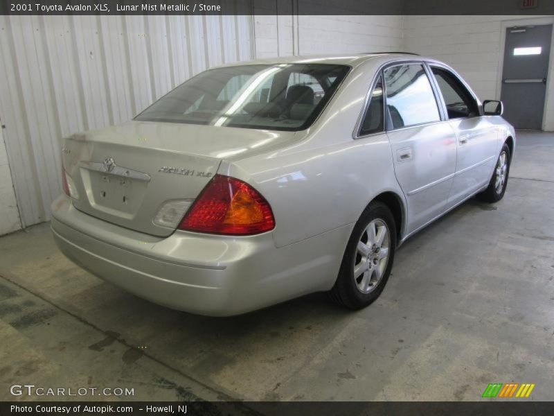 Lunar Mist Metallic / Stone 2001 Toyota Avalon XLS