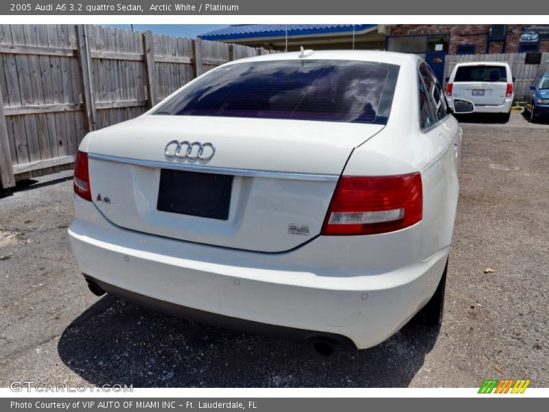 Arctic White / Platinum 2005 Audi A6 3.2 quattro Sedan