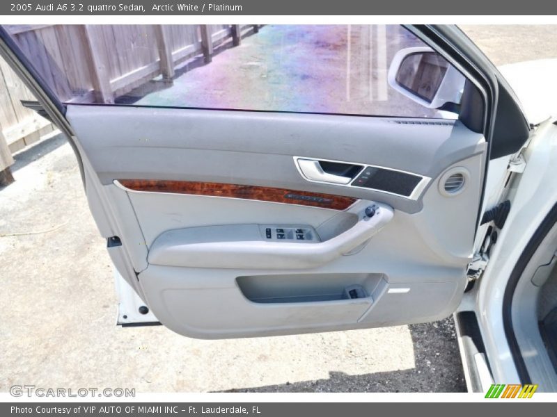 Arctic White / Platinum 2005 Audi A6 3.2 quattro Sedan