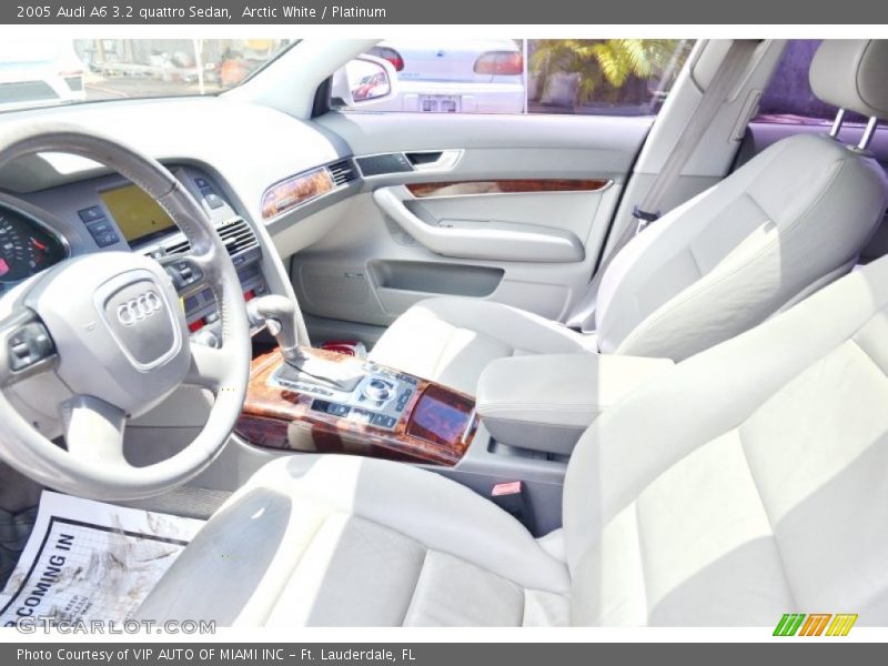 Arctic White / Platinum 2005 Audi A6 3.2 quattro Sedan