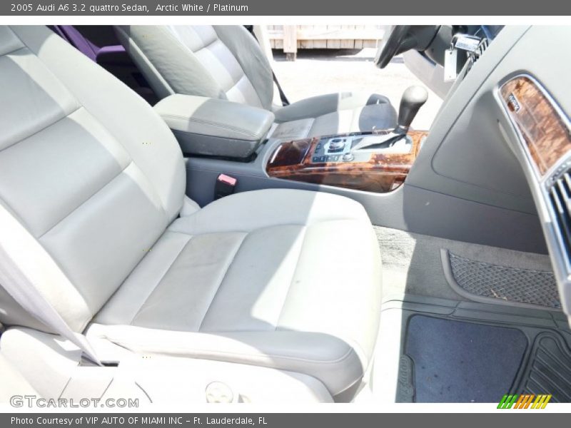 Arctic White / Platinum 2005 Audi A6 3.2 quattro Sedan