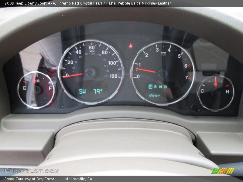 Inferno Red Crystal Pearl / Pastel Pebble Beige Mckinley Leather 2009 Jeep Liberty Sport 4x4