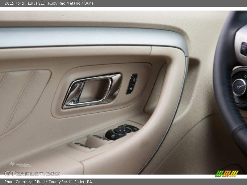 Ruby Red Metallic / Dune 2015 Ford Taurus SEL