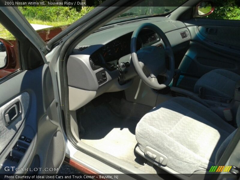 Nouveau Ruby / Dusk 2001 Nissan Altima XE