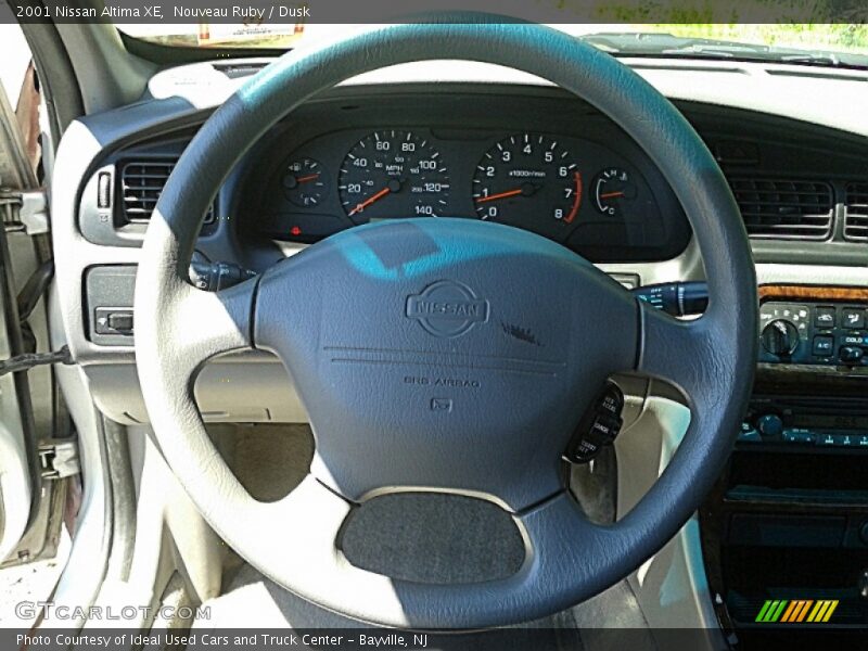 Nouveau Ruby / Dusk 2001 Nissan Altima XE