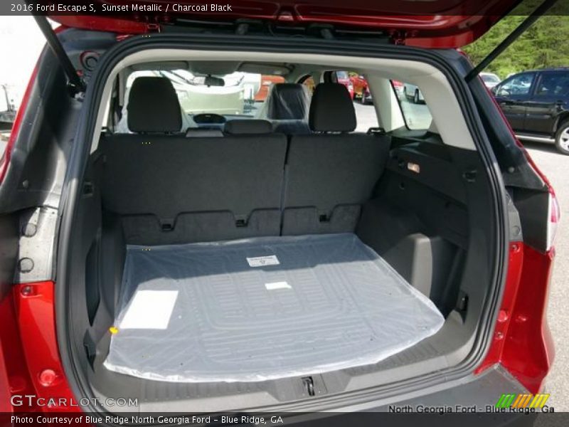 Sunset Metallic / Charcoal Black 2016 Ford Escape S
