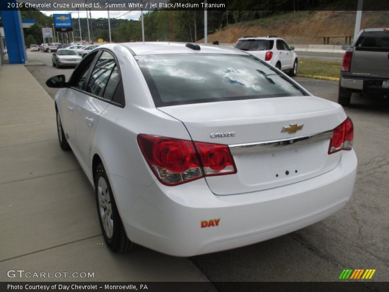Summit White / Jet Black/Medium Titanium 2016 Chevrolet Cruze Limited LS