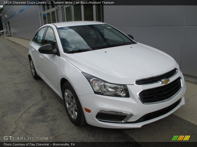 Summit White / Jet Black/Medium Titanium 2016 Chevrolet Cruze Limited LS