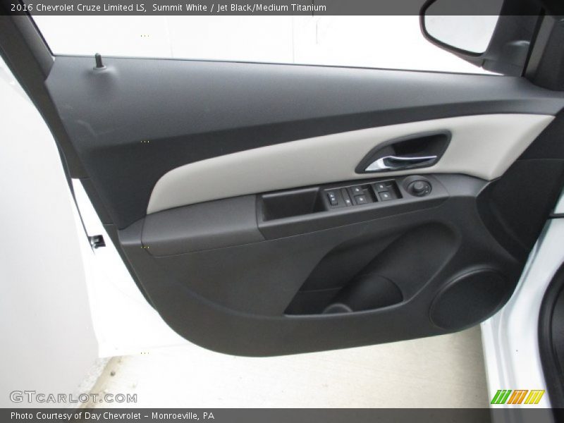 Summit White / Jet Black/Medium Titanium 2016 Chevrolet Cruze Limited LS