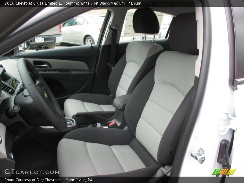 Summit White / Jet Black/Medium Titanium 2016 Chevrolet Cruze Limited LS