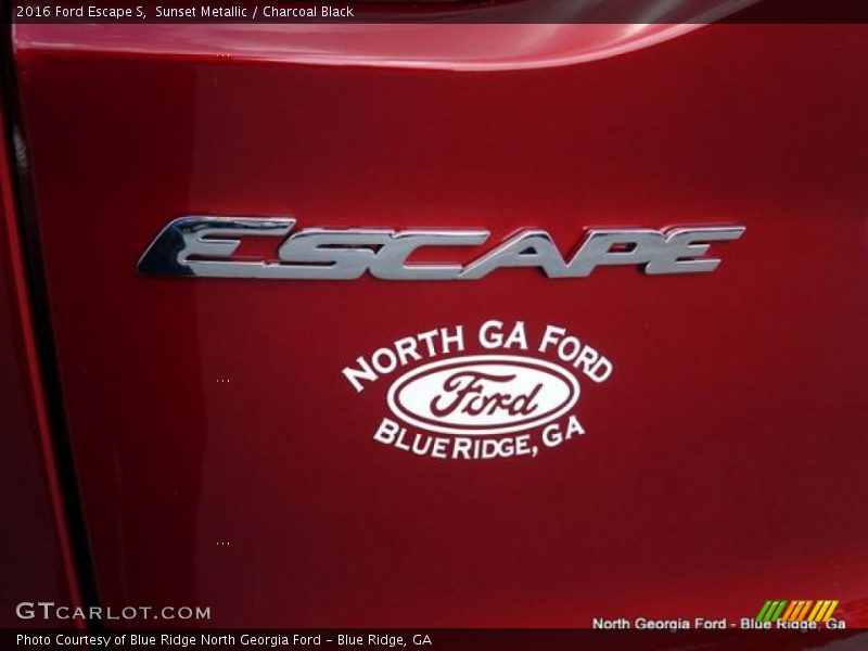Sunset Metallic / Charcoal Black 2016 Ford Escape S