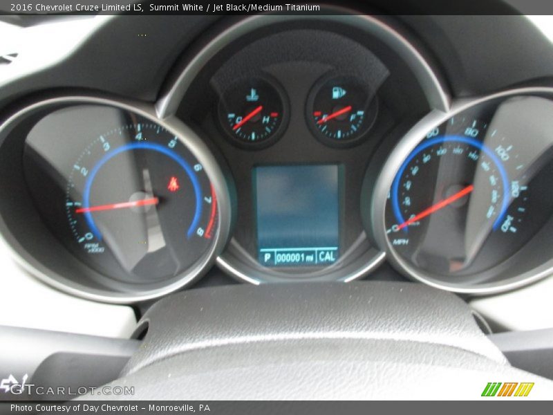 Summit White / Jet Black/Medium Titanium 2016 Chevrolet Cruze Limited LS