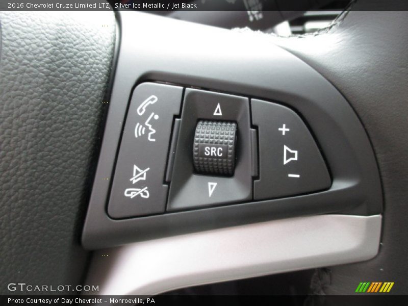 Silver Ice Metallic / Jet Black 2016 Chevrolet Cruze Limited LTZ