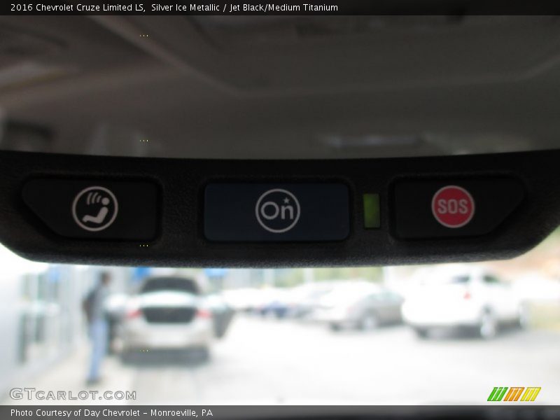 Silver Ice Metallic / Jet Black/Medium Titanium 2016 Chevrolet Cruze Limited LS
