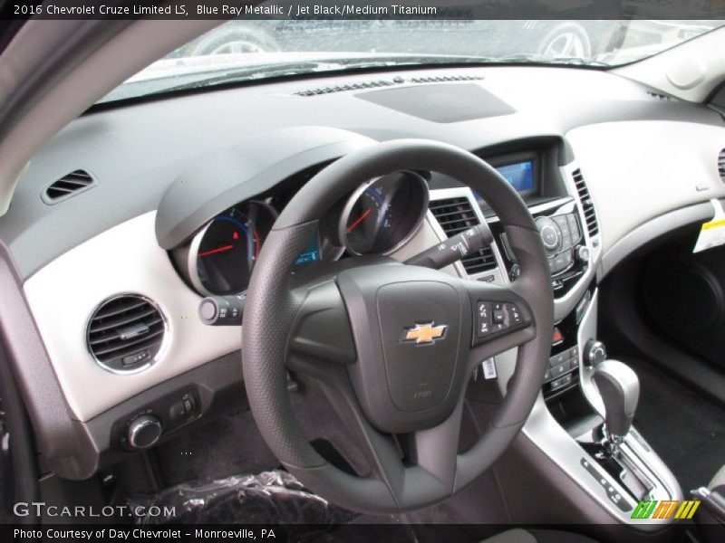 Blue Ray Metallic / Jet Black/Medium Titanium 2016 Chevrolet Cruze Limited LS