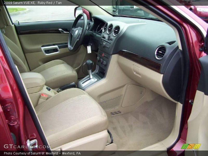 Ruby Red / Tan 2009 Saturn VUE XE