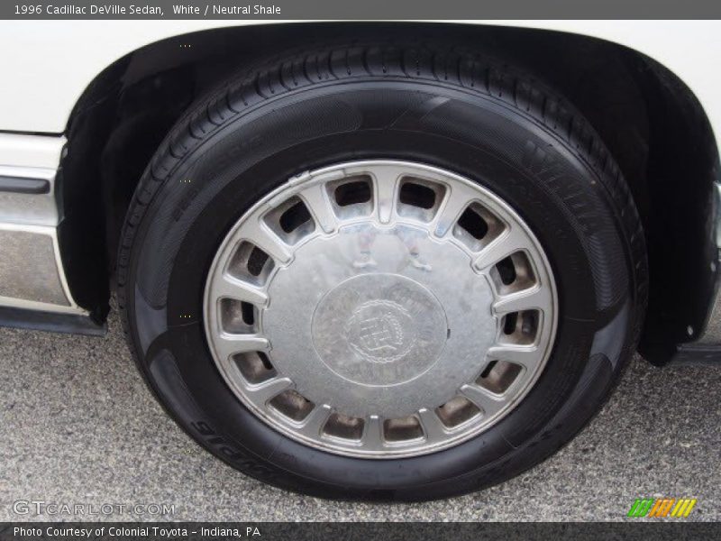 White / Neutral Shale 1996 Cadillac DeVille Sedan