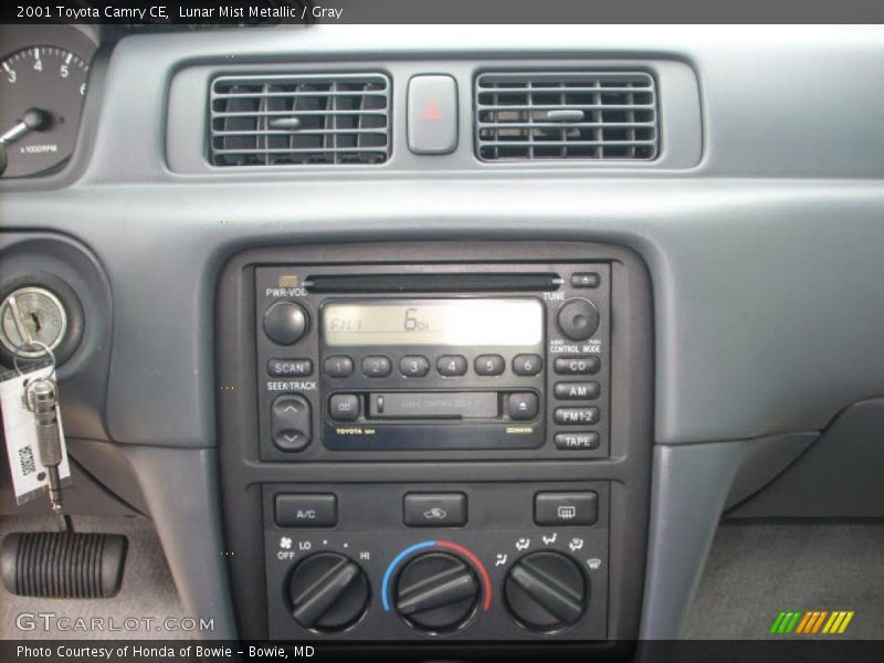 Lunar Mist Metallic / Gray 2001 Toyota Camry CE