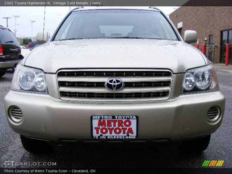 Vintage Gold Metallic / Ivory 2002 Toyota Highlander I4
