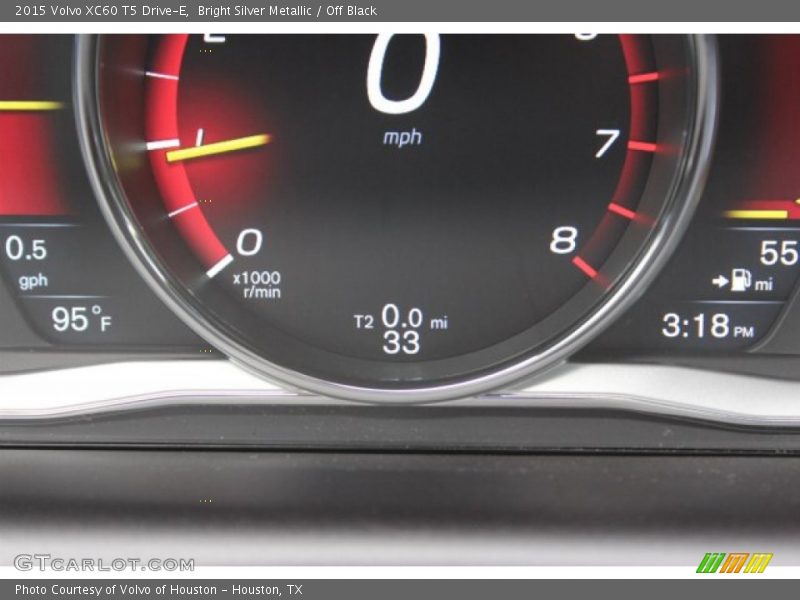 Bright Silver Metallic / Off Black 2015 Volvo XC60 T5 Drive-E