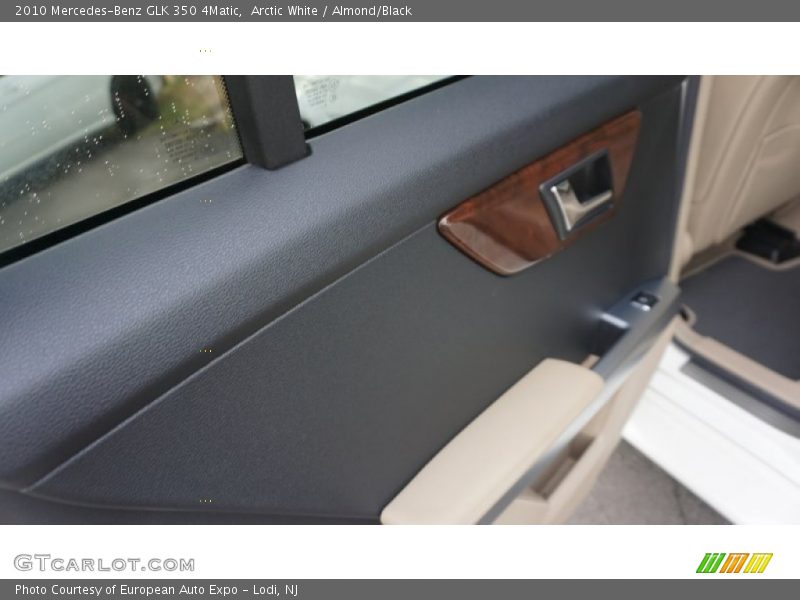 Arctic White / Almond/Black 2010 Mercedes-Benz GLK 350 4Matic