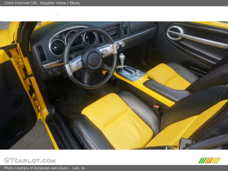 Slingshot Yellow / Ebony 2004 Chevrolet SSR