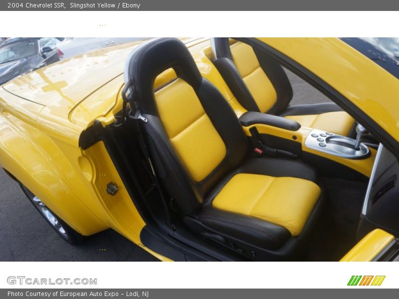 Slingshot Yellow / Ebony 2004 Chevrolet SSR