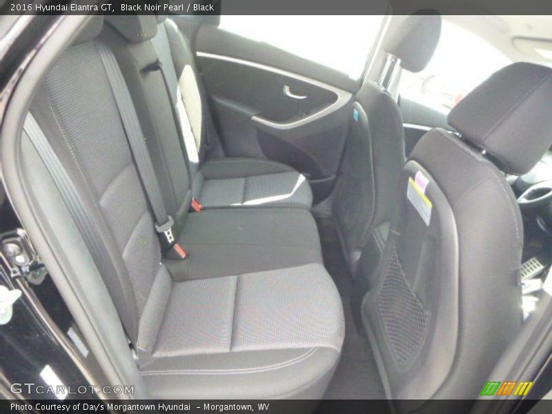 Black Noir Pearl / Black 2016 Hyundai Elantra GT
