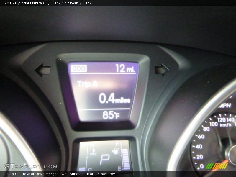 Black Noir Pearl / Black 2016 Hyundai Elantra GT