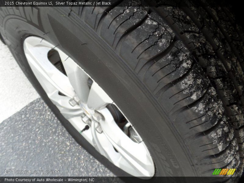 Silver Topaz Metallic / Jet Black 2015 Chevrolet Equinox LS