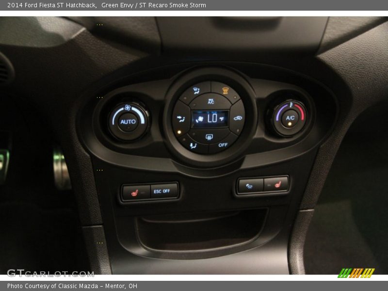 Controls of 2014 Fiesta ST Hatchback