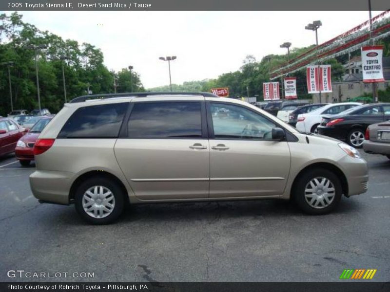 Desert Sand Mica / Taupe 2005 Toyota Sienna LE