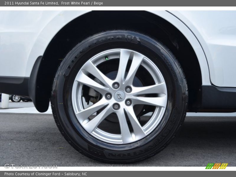 Frost White Pearl / Beige 2011 Hyundai Santa Fe Limited