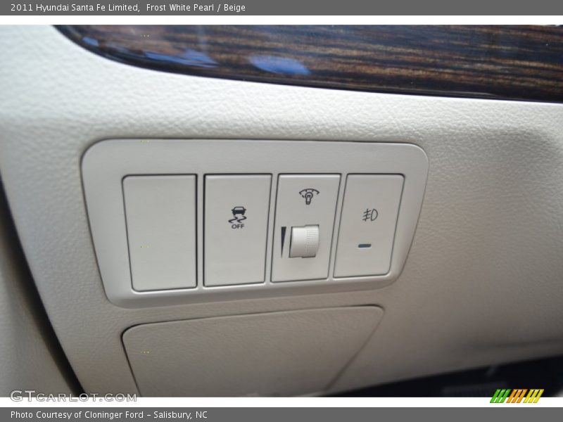 Frost White Pearl / Beige 2011 Hyundai Santa Fe Limited