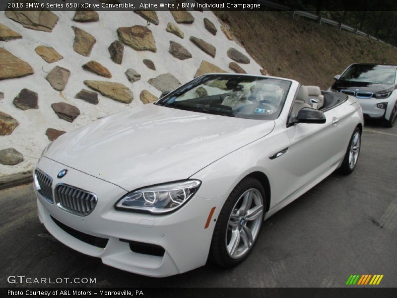 Front 3/4 View of 2016 6 Series 650i xDrive Convertible