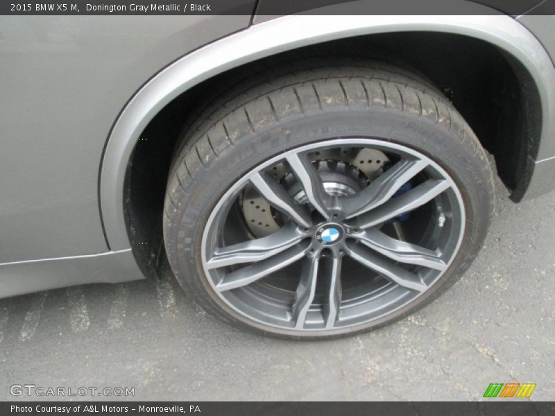 Donington Gray Metallic / Black 2015 BMW X5 M