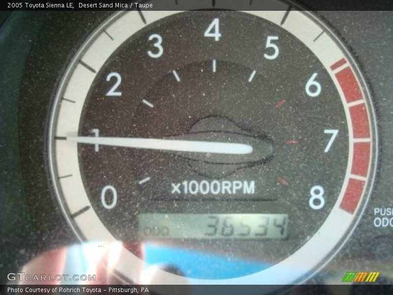 Desert Sand Mica / Taupe 2005 Toyota Sienna LE