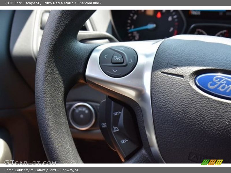 Ruby Red Metallic / Charcoal Black 2016 Ford Escape SE