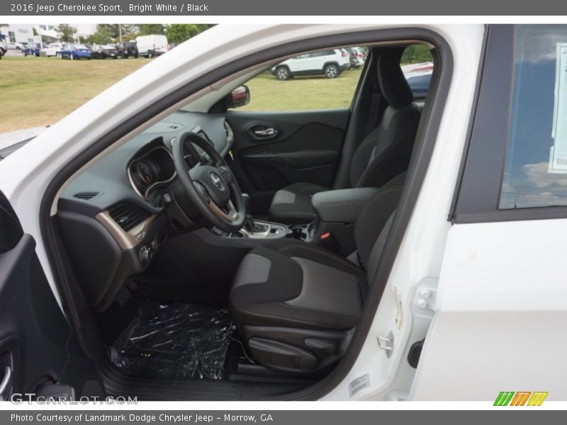 Bright White / Black 2016 Jeep Cherokee Sport