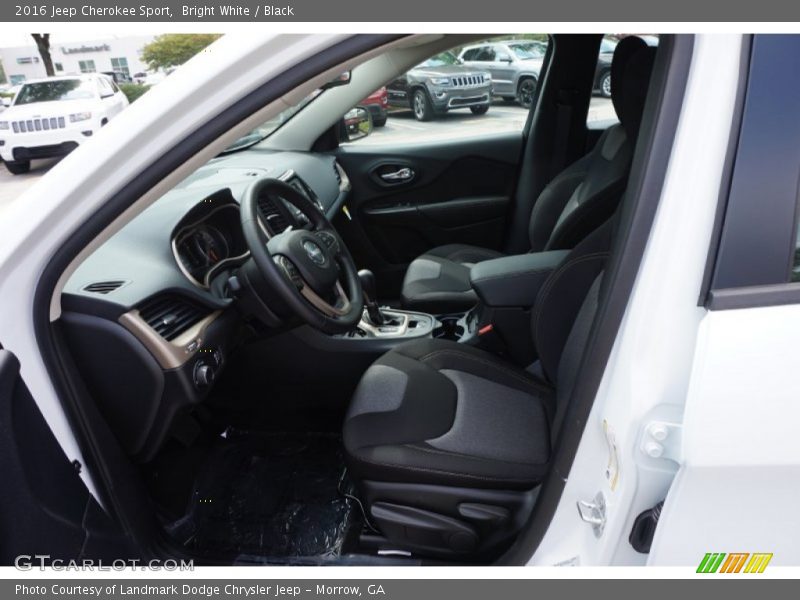 Bright White / Black 2016 Jeep Cherokee Sport