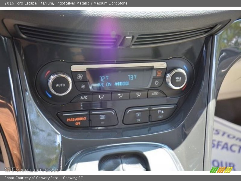 Ingot Silver Metallic / Medium Light Stone 2016 Ford Escape Titanium
