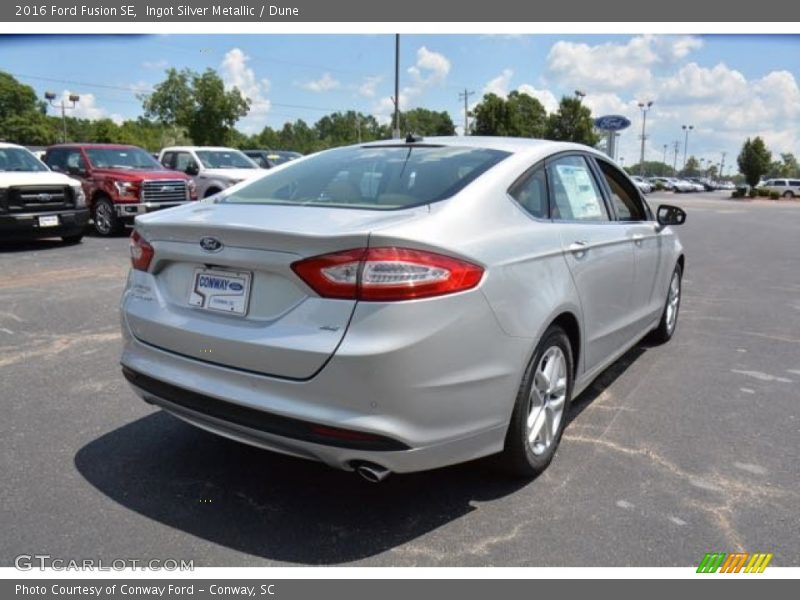 Ingot Silver Metallic / Dune 2016 Ford Fusion SE