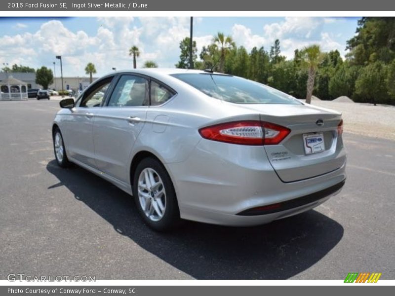 Ingot Silver Metallic / Dune 2016 Ford Fusion SE