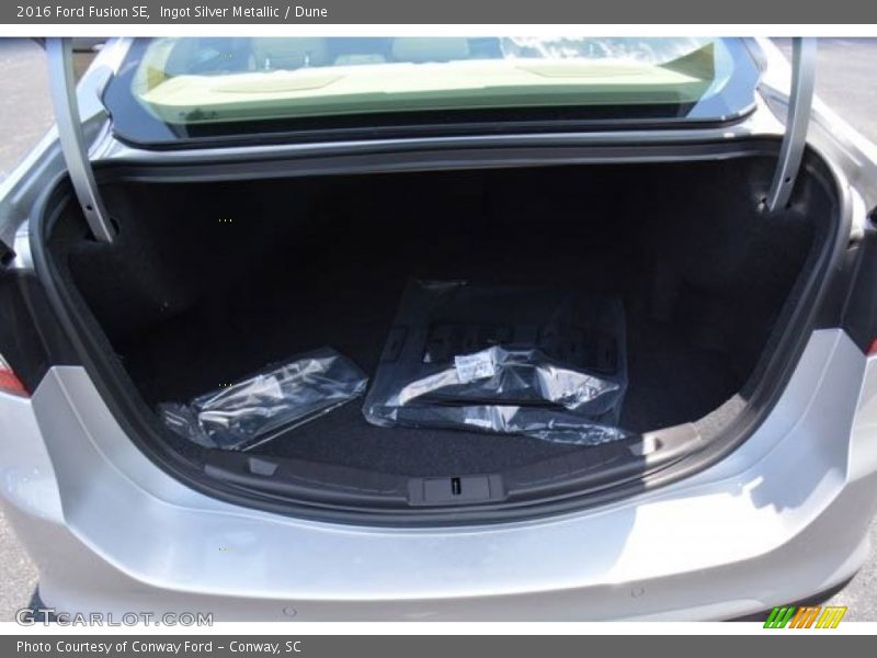 Ingot Silver Metallic / Dune 2016 Ford Fusion SE