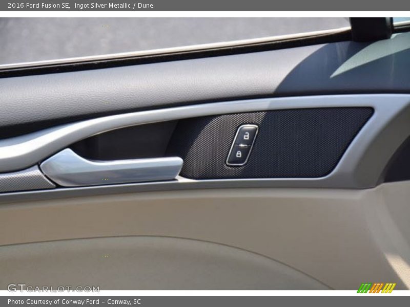 Ingot Silver Metallic / Dune 2016 Ford Fusion SE