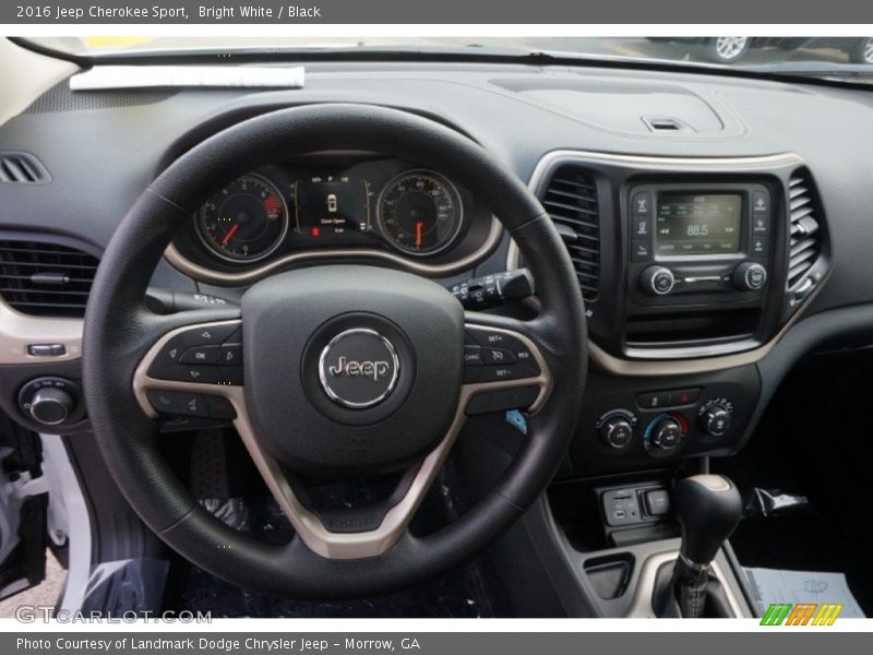 Bright White / Black 2016 Jeep Cherokee Sport