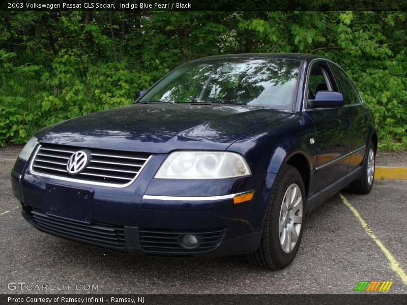 Indigo Blue Pearl / Black 2003 Volkswagen Passat GLS Sedan