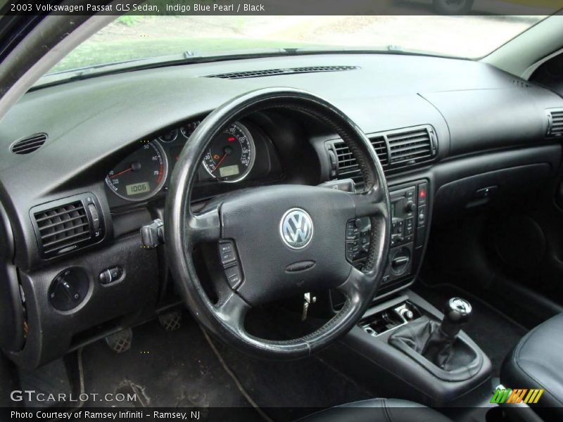 Indigo Blue Pearl / Black 2003 Volkswagen Passat GLS Sedan