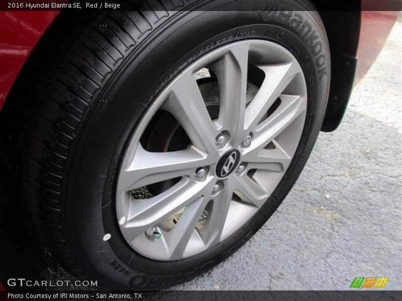 Red / Beige 2016 Hyundai Elantra SE